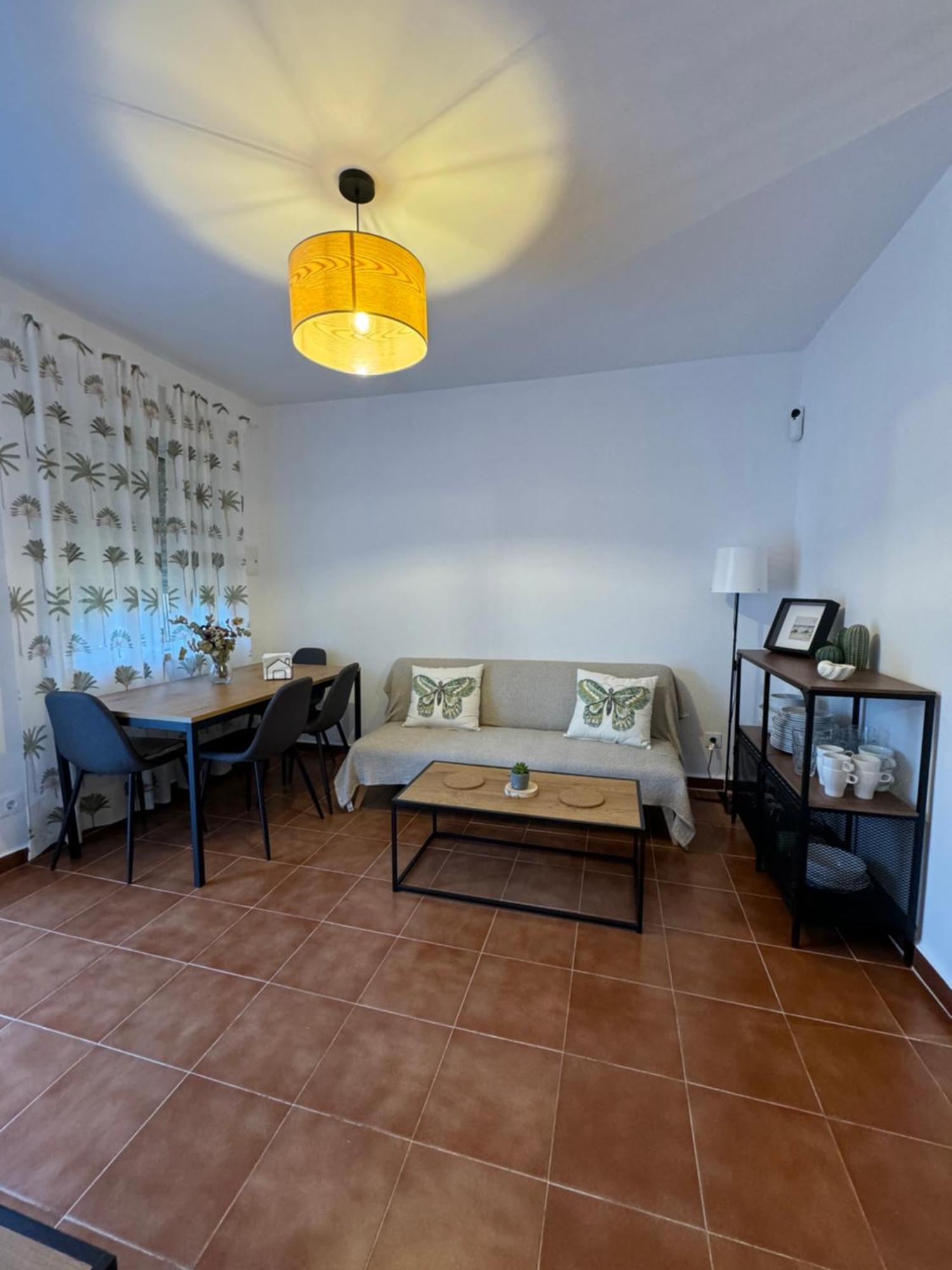 Apartamentos Valdevaqueros Tarifa Exterior photo