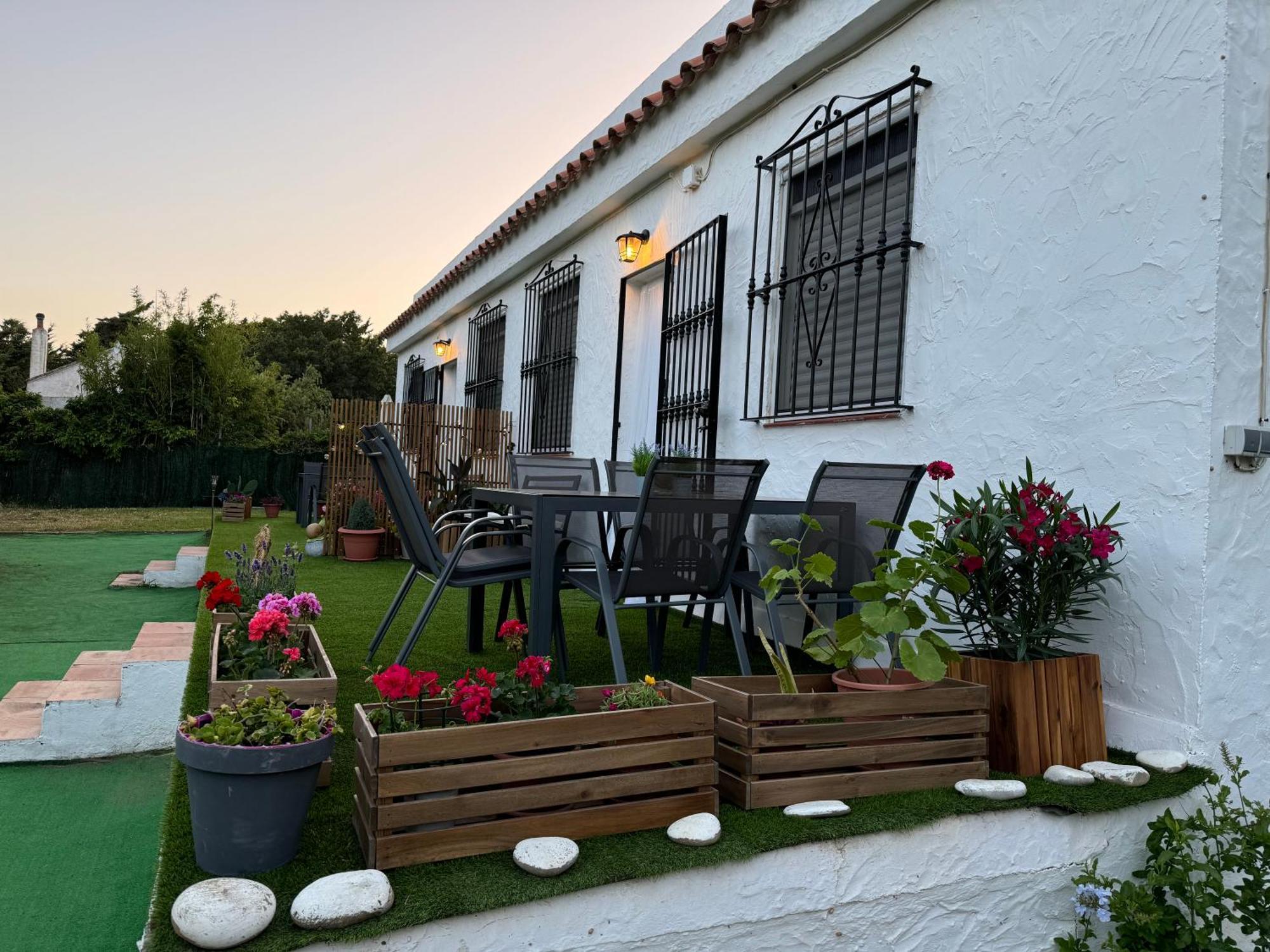 Apartamentos Valdevaqueros Tarifa Exterior photo